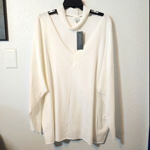 Plus Size V Neck Sweater Top With Choker Collar
